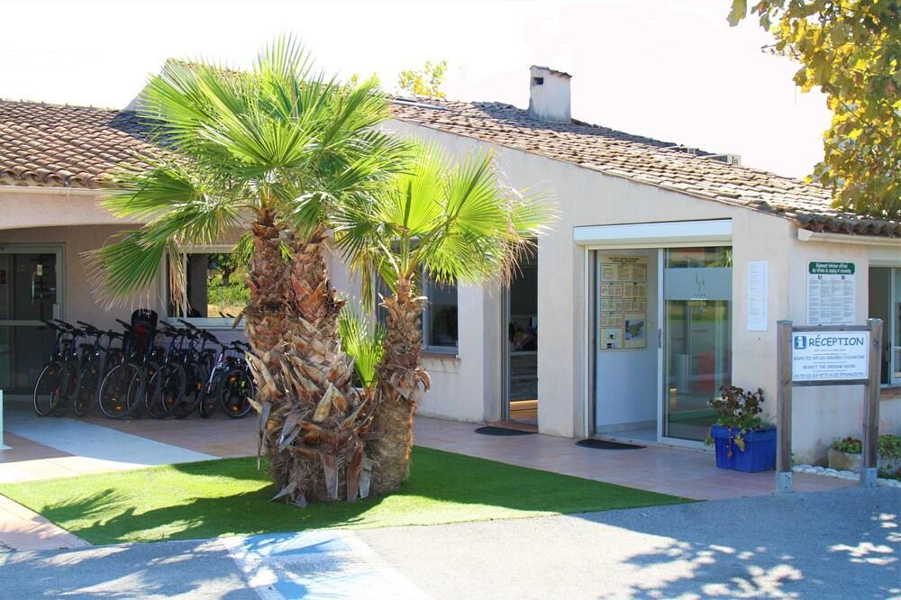 La Pinede Camping Grimaud Bagian luar foto