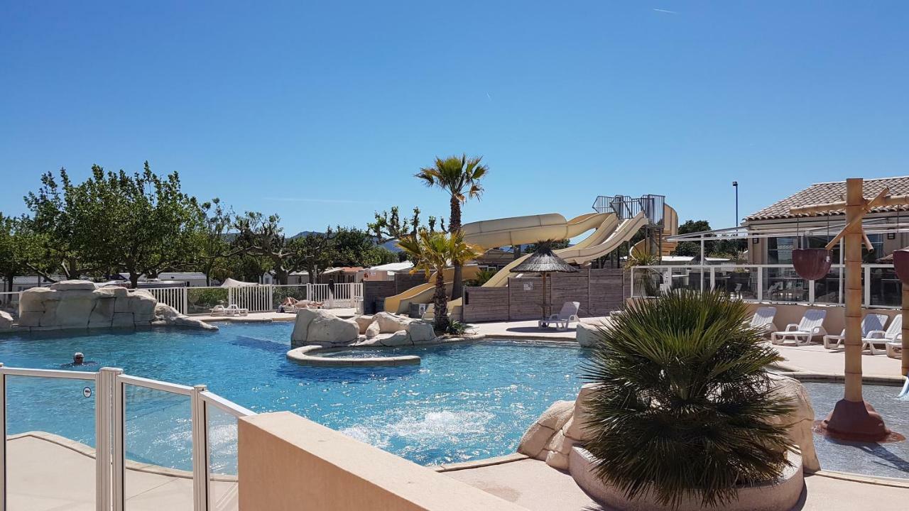 La Pinede Camping Grimaud Bagian luar foto