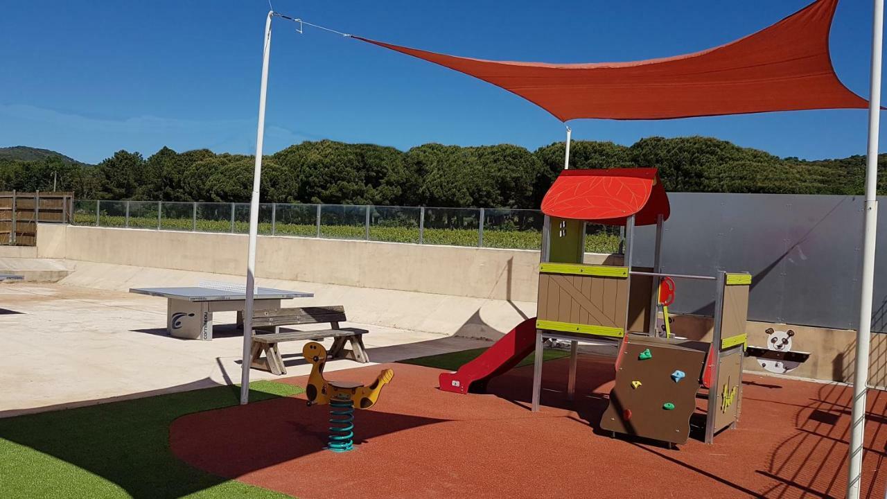 La Pinede Camping Grimaud Bagian luar foto